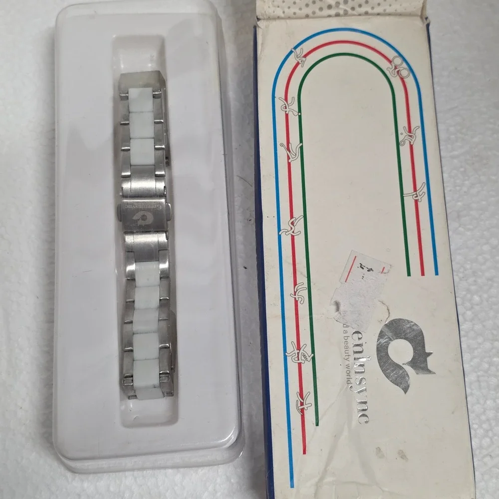 Lot of 30+ Smartwatch Bands for Fitbit Apple Watch Silicone Mesh Metal Mixed
